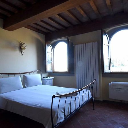 Historical Palace In The Heart Of Tuscany Apartment Ластра а Синя Екстериор снимка