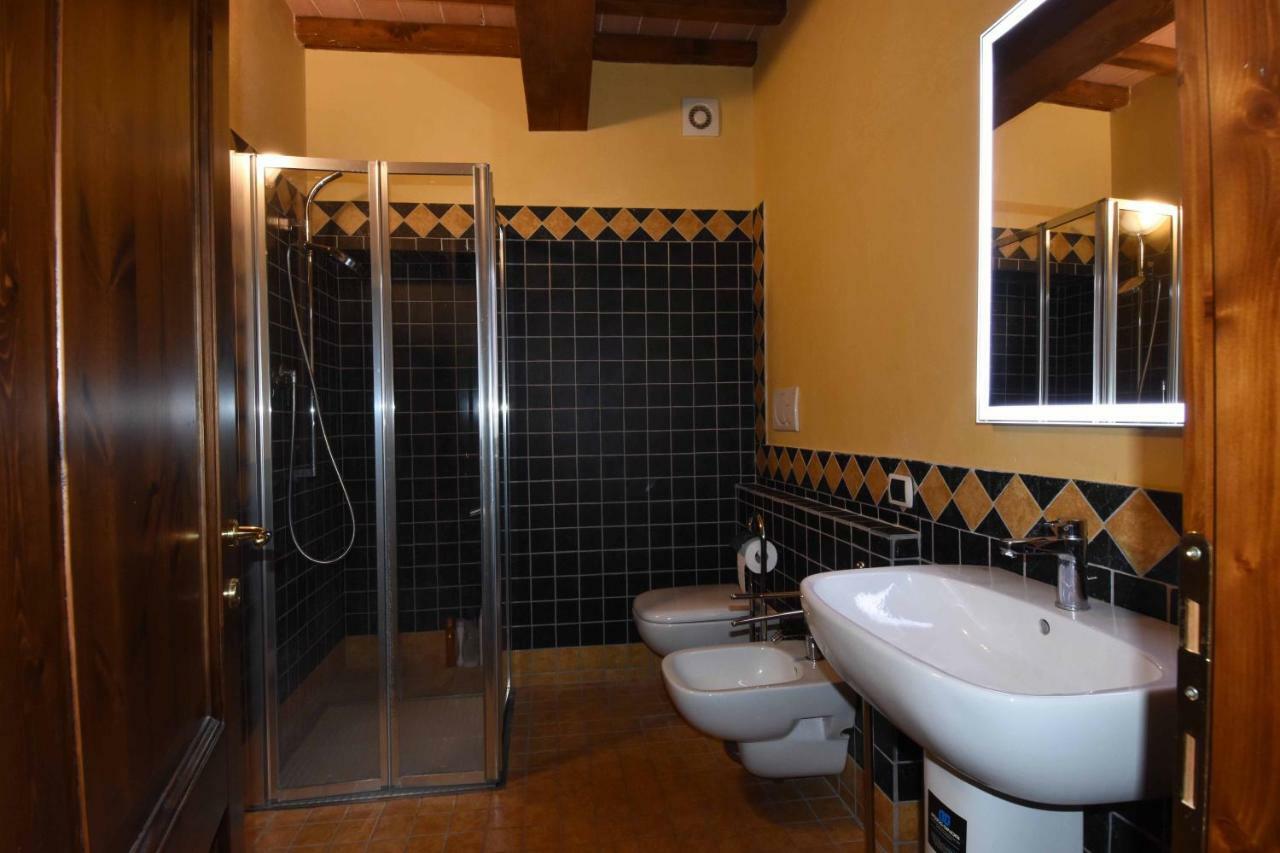 Historical Palace In The Heart Of Tuscany Apartment Ластра а Синя Екстериор снимка
